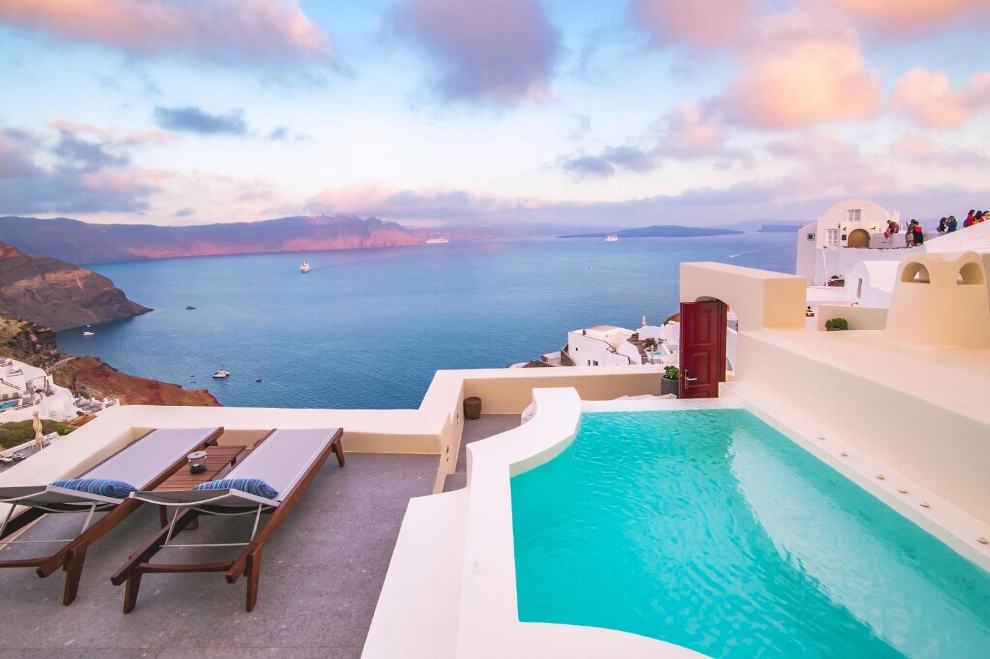 Elegant Santorini Aloia Private Hot Tub Air Conditioning 1 Bedrooms *